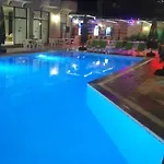 Hotel Kanarya 3*