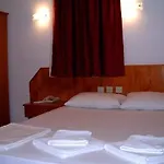 Kanarya Hotel Cesme
