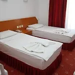 Hotel Kanarya 3*