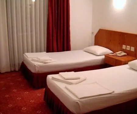 Kanarya Cesme